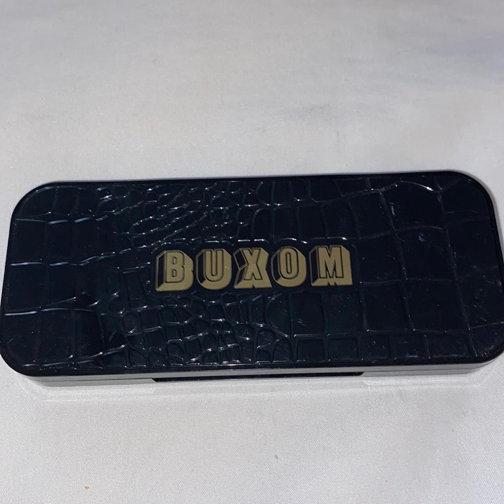 Buxom smoky eyeshadow palette